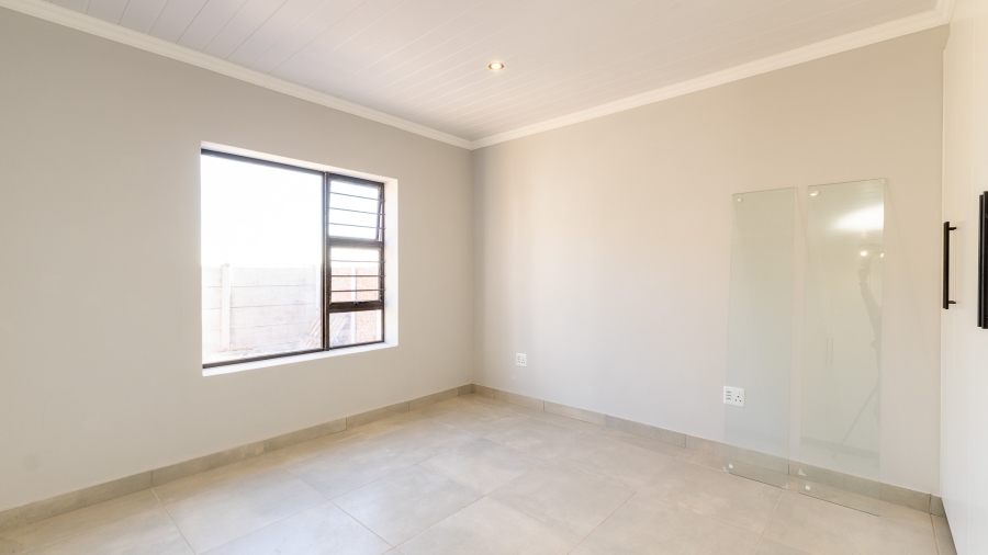 3 Bedroom Property for Sale in Albertinia Western Cape